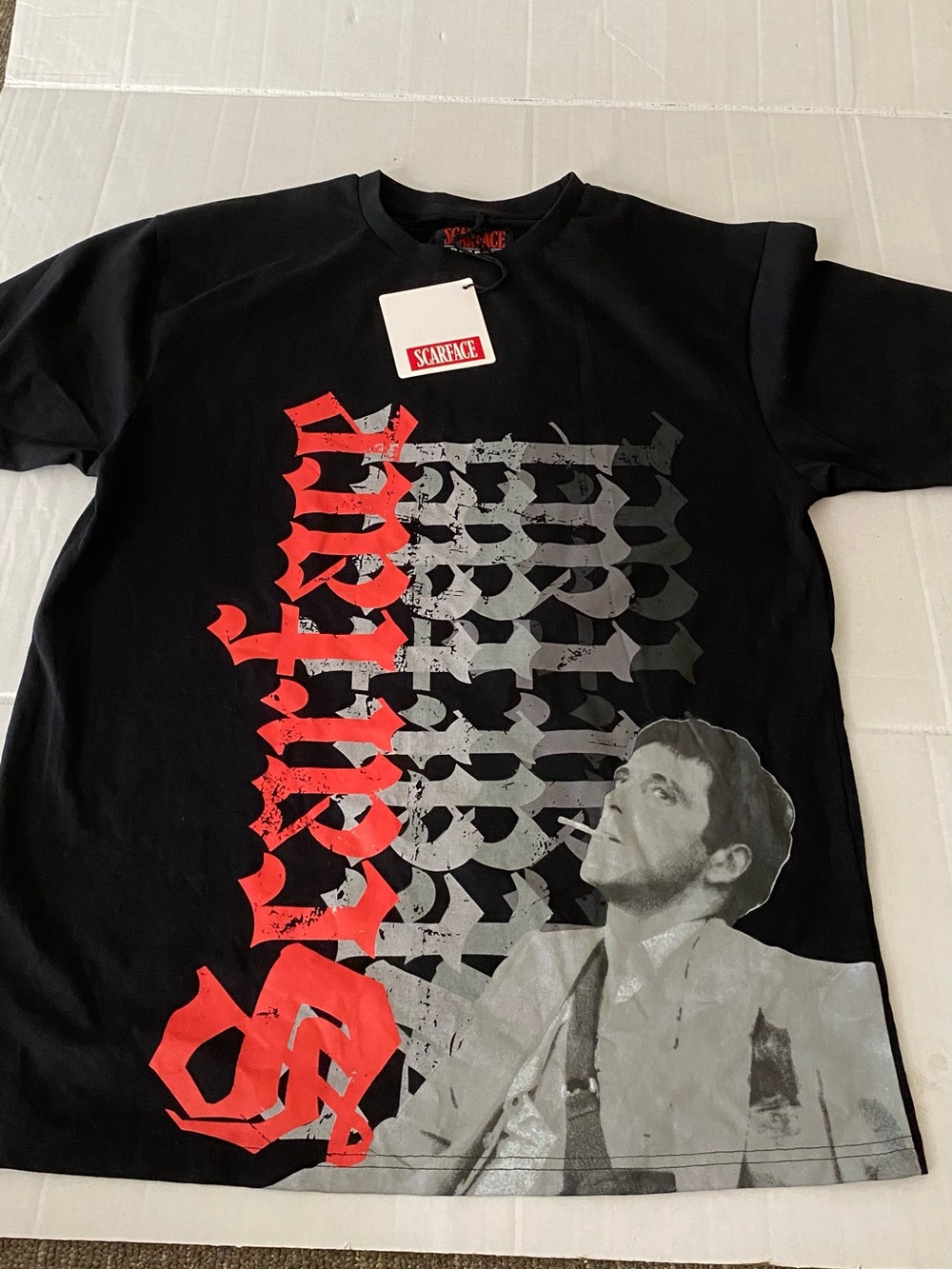 Scarface Tony Montana Men’s Black Graphic T-Shirt with Red & Gray Large NWT